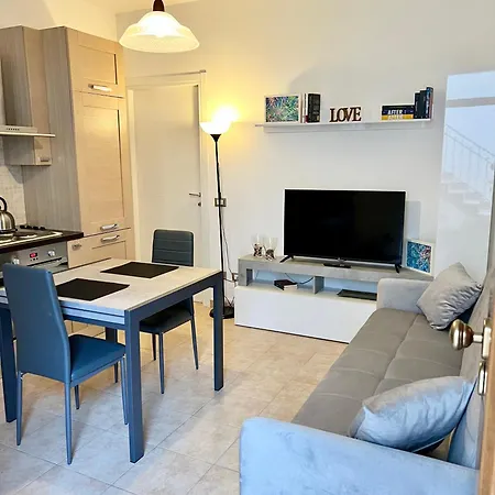 In Charme - Intero Apartment Pavia